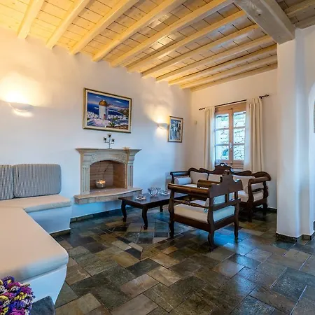 Irini Panormos (Mykonos)