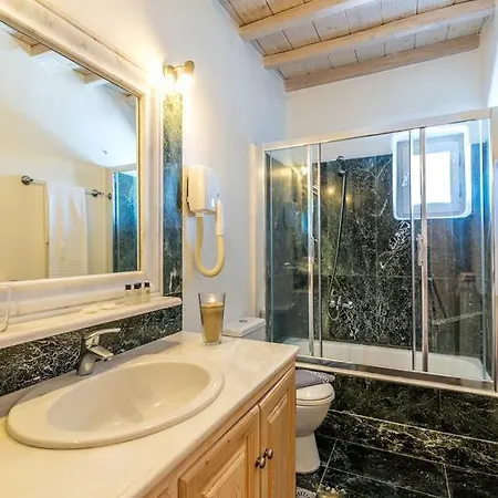 Irini Pánormosz Mikónu