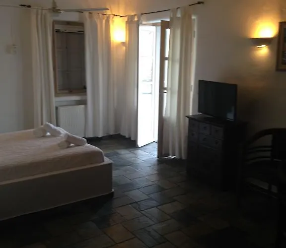 伊里尼别墅 别墅 *