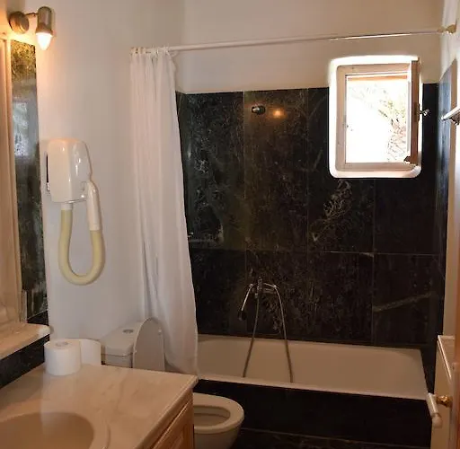 伊里尼别墅 别墅 *