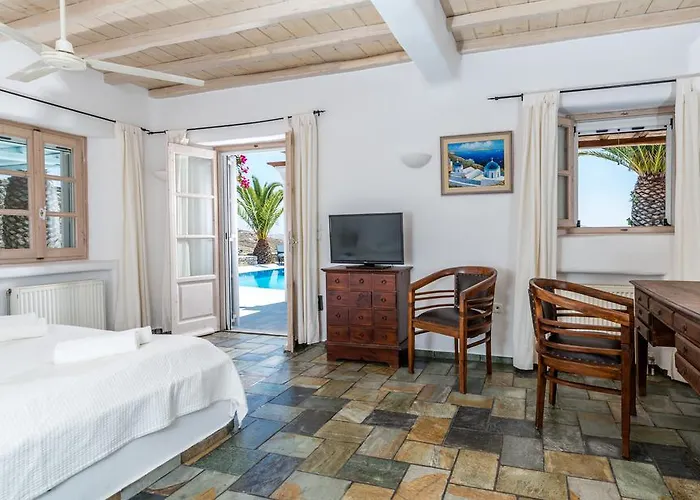 别墅 伊里尼别墅 *